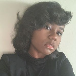 Meet your Posher, Anis